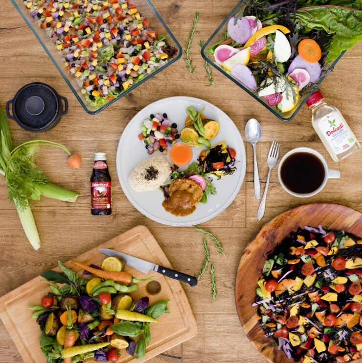 CHAYA Natural & Wild Table
