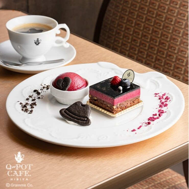 【3F Q-pot CAFE.】期間限定・ブラック&カシス ダイヤモンドショコラケーキプレート