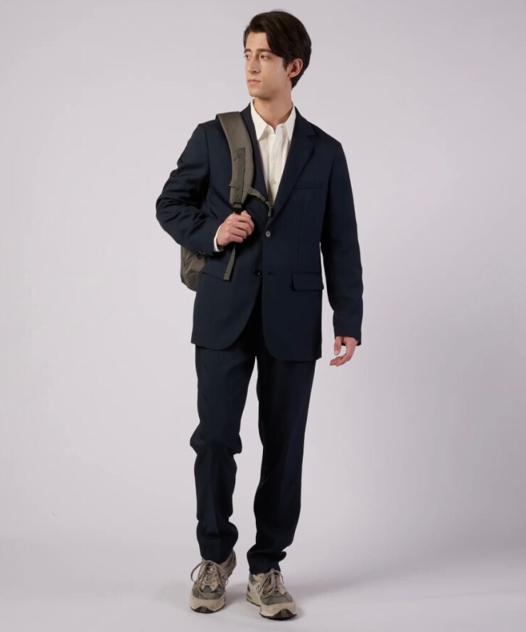 《エディー・バウアー》セットアップ対応のジャケット、スラックス入荷しました！